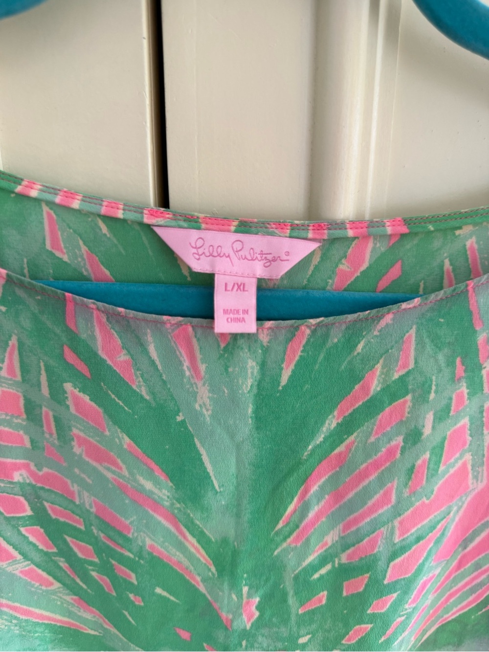 Lilly Pulitzer Julie Silk Caftan in size L with matching 2 piece beach bag - Picture 5 of 11